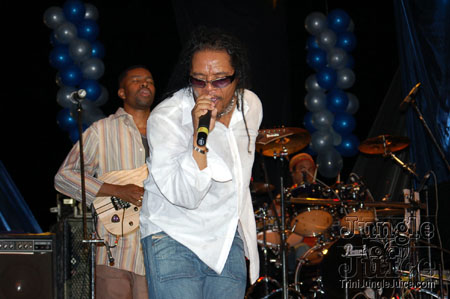 maxi_priest_may06-18