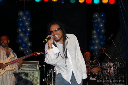 maxi_priest_may06-20