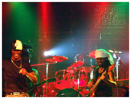 admiral_t_live_2007-019