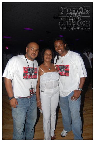 10th_annual_wear_white_may24-080