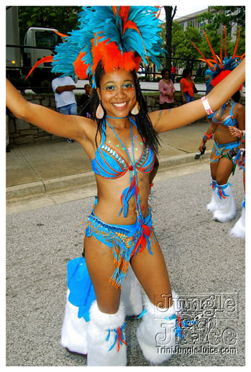 atl_carnival_parade_2011_part1-007