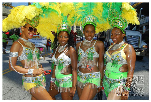atl_carnival_parade_2011_part1-030