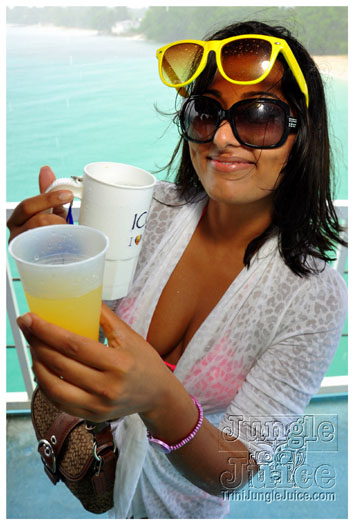 booze_cruise_mv_2011_pt2-019