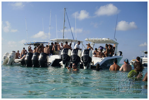 boat_lime_rum_point_cayman_extras_2011-010
