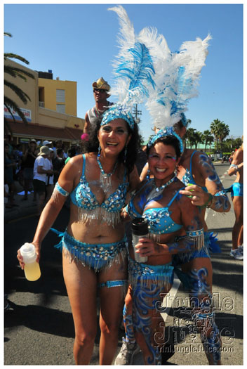 cayman_carnival_2011_part3-004