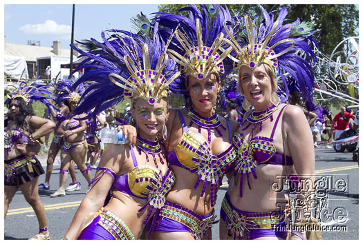 caribana_parade_2011-035