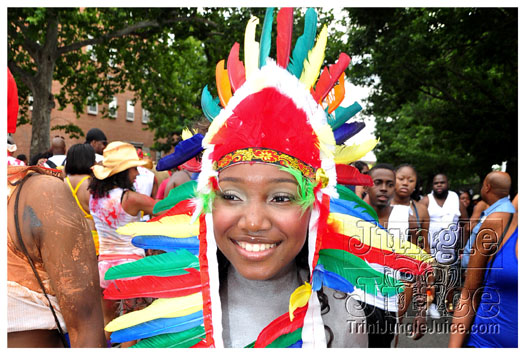 dc_carnival_parade_2011_pt1-009