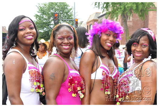 dc_carnival_parade_2011_pt1-051