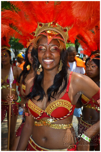 atl_carnival_parade_2012_pt2-016
