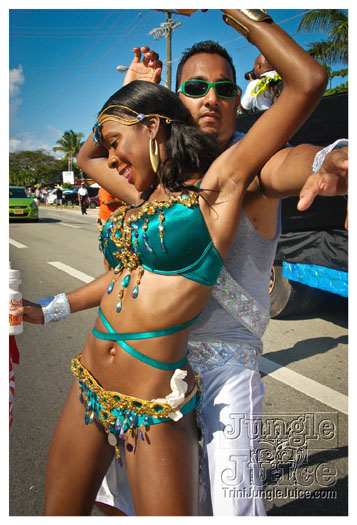 cayman_carnival_2012_part2-032