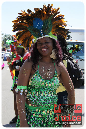 hollywood_carnival_parade_pt1_2013-015