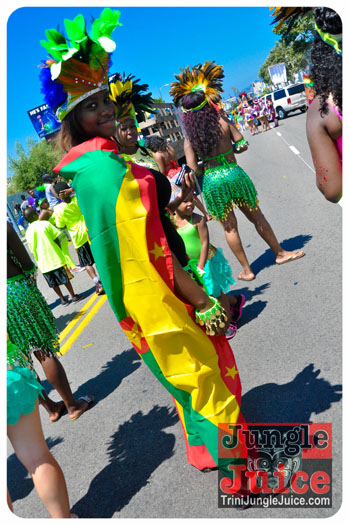 hollywood_carnival_parade_pt2_2013-012