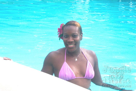 atl_poolparty_2003-02