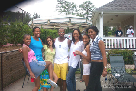 atl_poolparty_2003-05