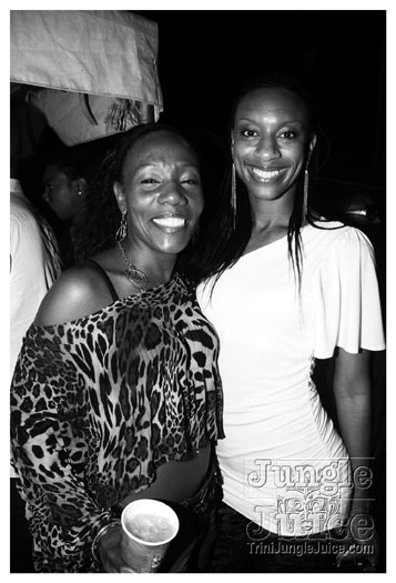 house_party_carnival_2011-003