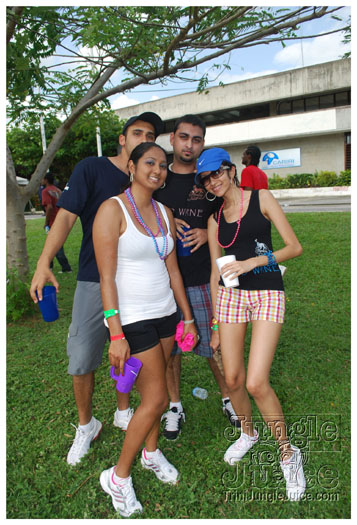 monkey_juice_campus_carnival_2011-049