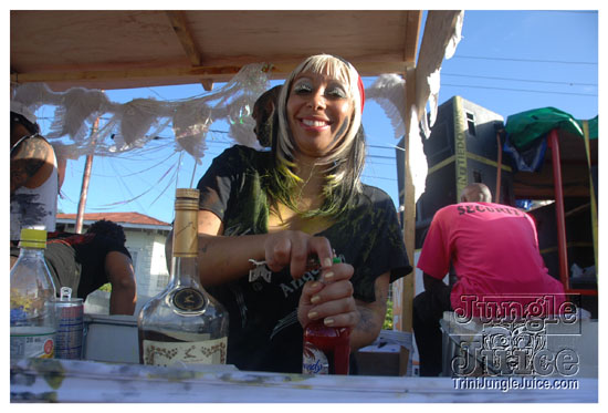whyte_angels_jouvert_2011-022