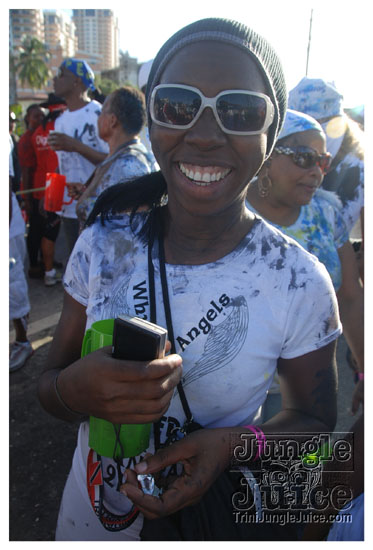 whyte_angels_jouvert_2011-032