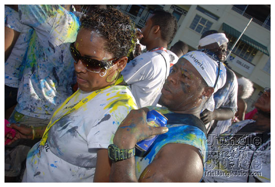 whyte_angels_jouvert_2011-038