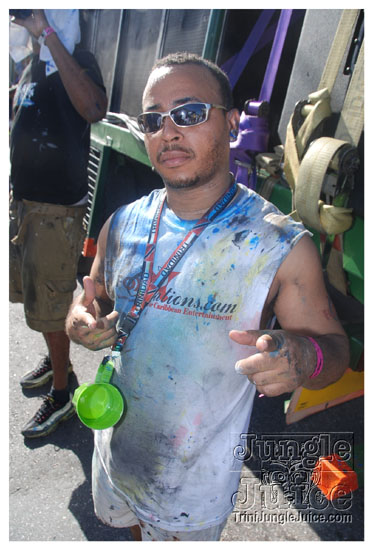 whyte_angels_jouvert_2011-082