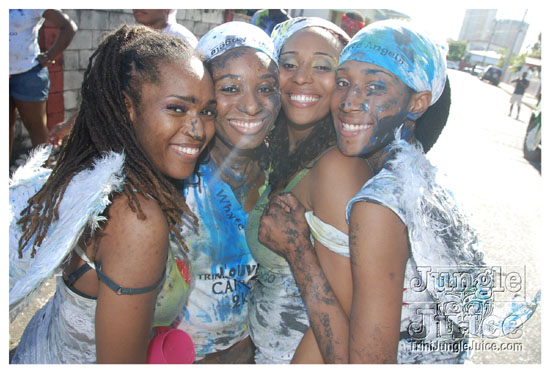 whyte_angels_jouvert_2011-090