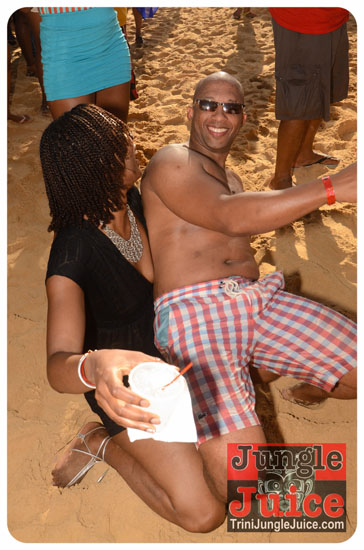 rise_up_bfast_beach_party_2014_pt2-020